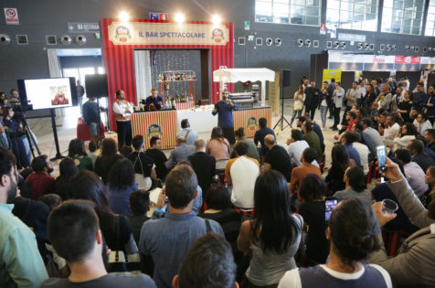 BARITALIA HUB, BARI 25/09/2017. 
MIXOLOGY. 
I cocktail dell'Oriolecosa vuoi di più dalla vita? 
Luca Cinalli, bar manager dell'Oriole di Londra. 
by Lucano. 
FOTO DI PAOLO RIGHI - MERIDIANA IMMAGINI